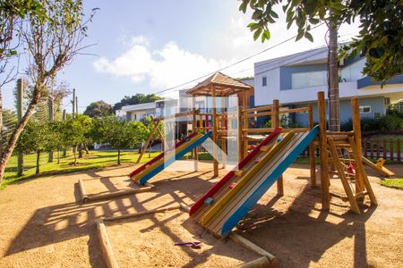 Casa de condomínio à venda com 250m², 3 quartos e 2 vagasÁrea comum