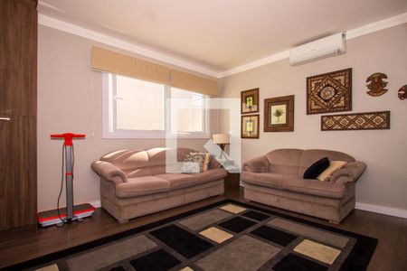 Casa de condomínio à venda com 250m², 3 quartos e 2 vagasSala de TV