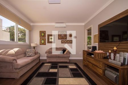 Casa de condomínio à venda com 250m², 3 quartos e 2 vagasSala de TV