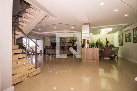 Sala de casa de condomínio à venda com 3 quartos, 250m² em Hípica, Porto Alegre