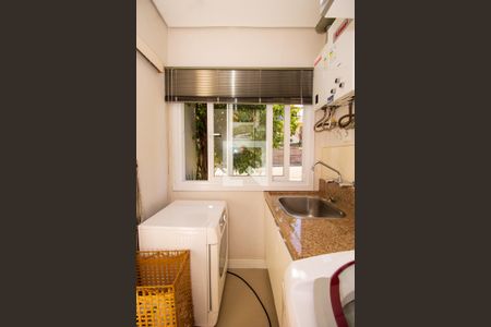 Casa de condomínio à venda com 250m², 3 quartos e 2 vagasÁrea de Serviço