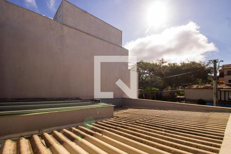 Casa de condomínio à venda com 250m², 3 quartos e 2 vagasVista