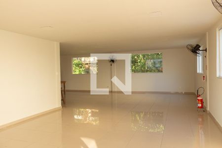 Apartamento para alugar com 47m², 2 quartos e 1 vagaÁrea comum - Salão de festas