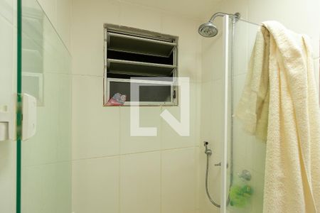 Apartamento para alugar com 47m², 2 quartos e 1 vagaDetalhe do Banheiro
