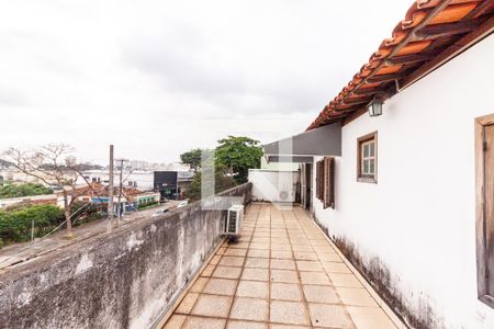 Apartamento para alugar com 140m², 2 quartos e sem vaga Apartamento para alugar com 140m², 2 quartos e sem vagaTerraço