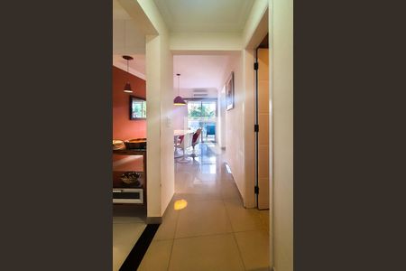 Apartamento para alugar com 200m², 4 quartos e 2 vagas Apartamento para alugar com 200m², 4 quartos e 2 vagasCorredor