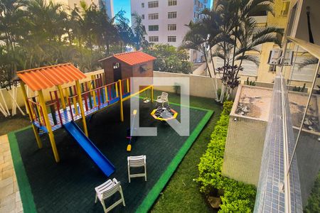 Apartamento para alugar com 200m², 4 quartos e 2 vagas Apartamento para alugar com 200m², 4 quartos e 2 vagasSala - Vista - Varanda