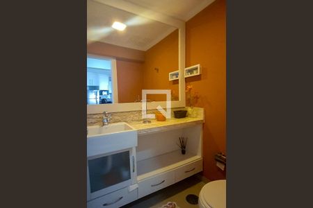 Apartamento para alugar com 200m², 4 quartos e 2 vagas Apartamento para alugar com 200m², 4 quartos e 2 vagasBanheiro 1