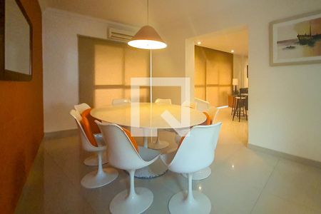 Apartamento para alugar com 200m², 4 quartos e 2 vagas Apartamento para alugar com 200m², 4 quartos e 2 vagasCozinha