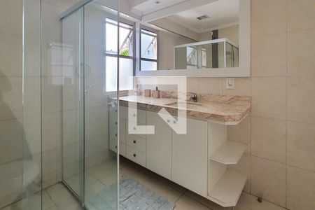 Apartamento para alugar com 200m², 4 quartos e 2 vagas Apartamento para alugar com 200m², 4 quartos e 2 vagasBanheiro 2
