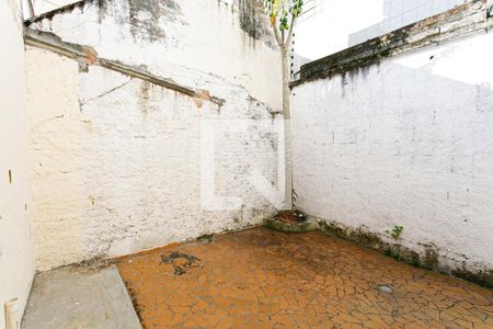 Casa à venda com 130m², 3 quartos e 2 vagasQuintal e Área de Serviço