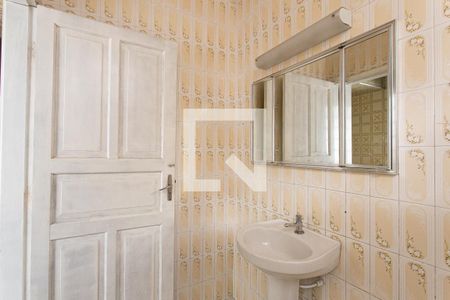 Casa à venda com 130m², 3 quartos e 2 vagasBanheiro 2