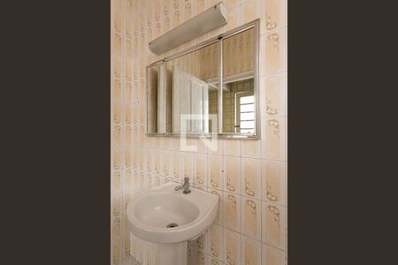 Casa à venda com 130m², 3 quartos e 2 vagasBanheiro 2