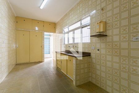 Casa à venda com 130m², 3 quartos e 2 vagasCozinha