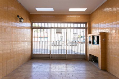 Casa à venda com 130m², 3 quartos e 2 vagasGaragem