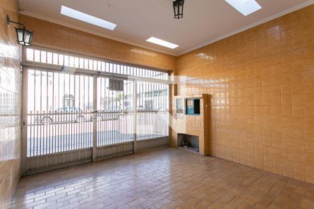 Casa à venda com 130m², 3 quartos e 2 vagasGaragem