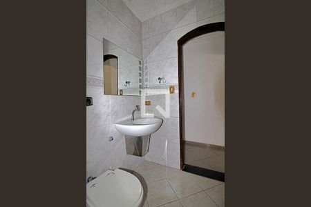 Casa para alugar com 180m², 4 quartos e 2 vagasBanheiro 2