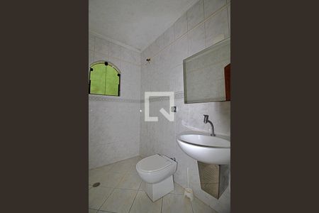 Casa para alugar com 180m², 4 quartos e 2 vagasBanheiro 2