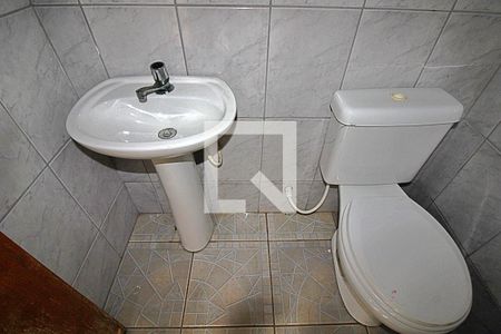 Casa para alugar com 180m², 4 quartos e 2 vagasDetalhe do banheiro