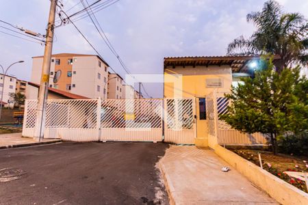 Apartamento para alugar com 55m², 2 quartos e 1 vagaFachada