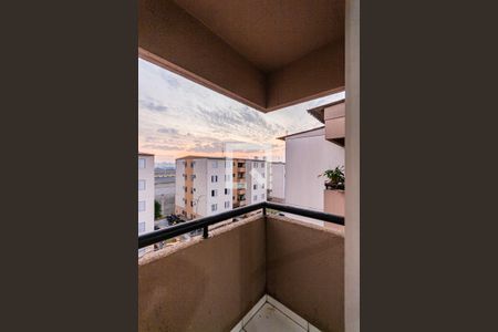 Varanda da Sala de apartamento para alugar com 2 quartos, 55m² em Jardim Alzira Franco, Santo André