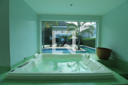 Casa de condomínio à venda com 997m², 6 quartos e 4 vagasHidromassagem