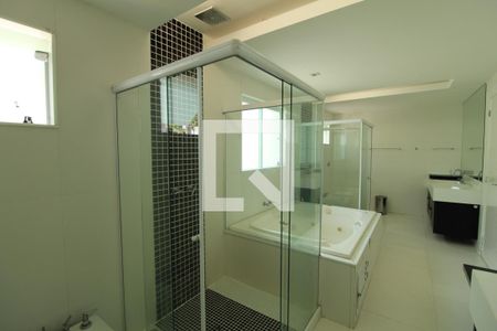 Casa de condomínio à venda com 997m², 6 quartos e 4 vagasBanheiro - Suíte 1