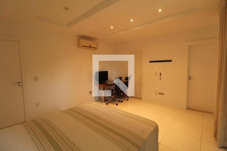 Casa de condomínio à venda com 997m², 6 quartos e 4 vagasSuíte 2