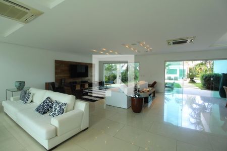 Sala de casa de condomínio à venda com 6 quartos, 997m² em Barra da Tijuca, Rio de Janeiro