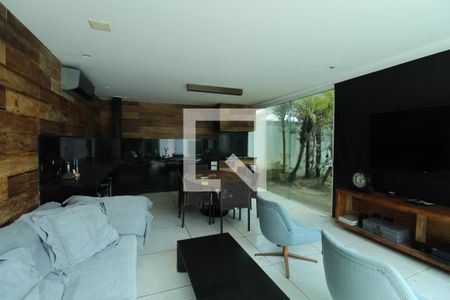 Casa de condomínio à venda com 997m², 6 quartos e 4 vagasEspaço Gourmet