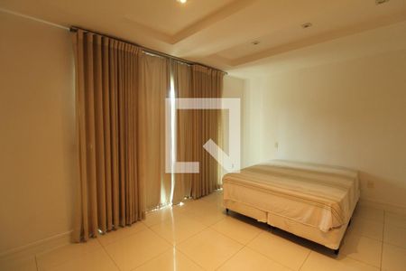 Casa de condomínio à venda com 997m², 6 quartos e 4 vagasSuíte 2