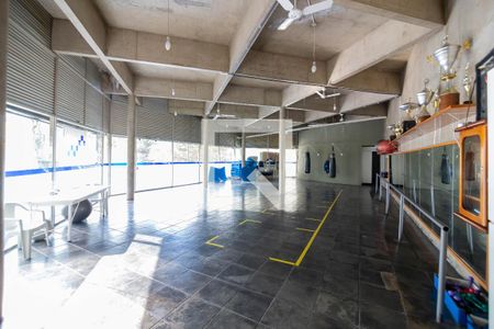 Apartamento à venda com 64m², 3 quartos e 2 vagas Apartamento à venda com 64m², 3 quartos e 2 vagasSalão de Dança