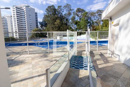 Apartamento à venda com 64m², 3 quartos e 2 vagas Apartamento à venda com 64m², 3 quartos e 2 vagasÁrea comum - Piscina