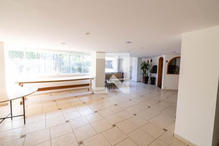 Apartamento à venda com 64m², 3 quartos e 2 vagas Apartamento à venda com 64m², 3 quartos e 2 vagasÁrea comum - Salão de festas