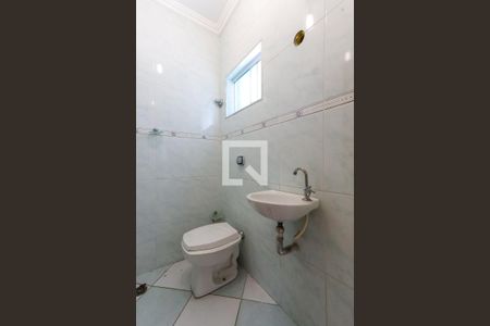 Casa à venda com 300m², 4 quartos e 6 vagasBanheiro da Garagem