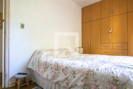 Quarto 1 de apartamento à venda com 3 quartos, 63m² em Cristal, Porto Alegre