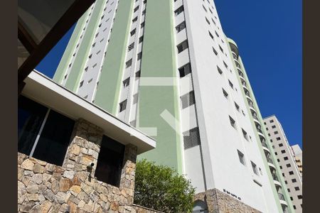 Apartamento para alugar com 66m², 2 quartos e 1 vagaFachada