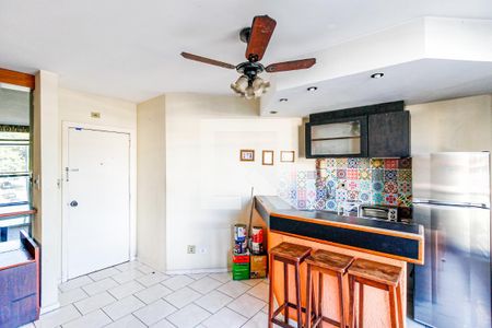 Sala de apartamento à venda com 1 quarto, 38m² em Santo Amaro, São Paulo