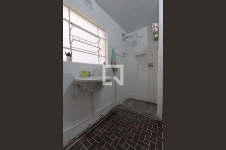 Casa à venda com 148m², 3 quartos e sem vagaBanheiro 