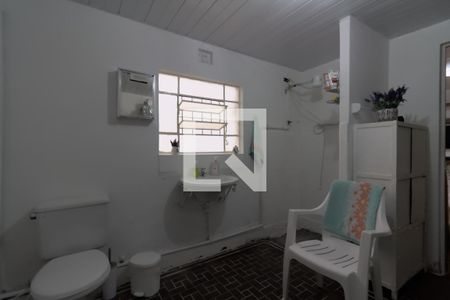 Casa à venda com 148m², 3 quartos e sem vagaBanheiro 