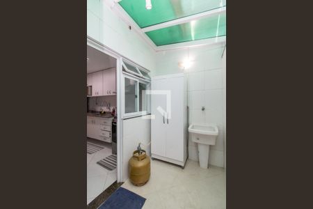 Apartamento para alugar com 129m², 2 quartos e 1 vagaÁrea de Serviço