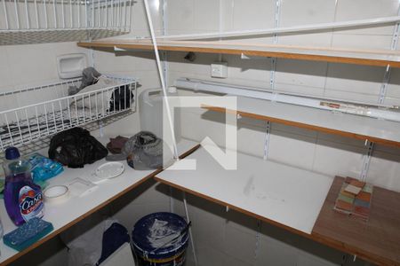 Apartamento à venda com 76m², 2 quartos e 1 vagaDespensa