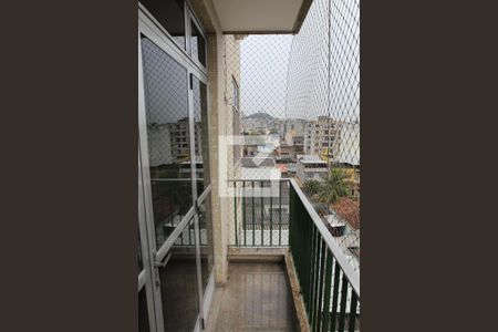 Varanda de apartamento para alugar com 2 quartos, 76m² em Ramos, Rio de Janeiro