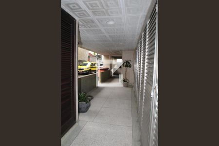 Apartamento à venda com 76m², 2 quartos e 1 vagaEntrada de Serviço