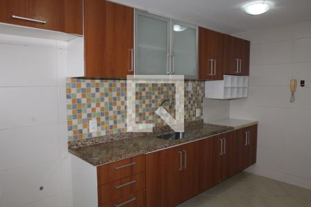 Apartamento à venda com 76m², 2 quartos e 1 vagaCozinha
