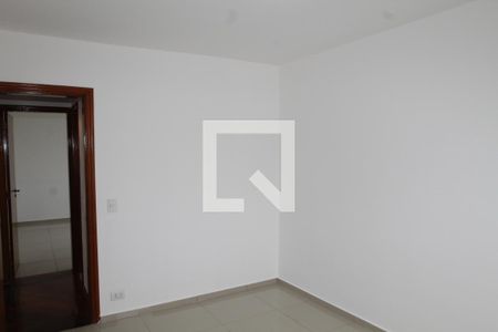 Apartamento à venda com 76m², 2 quartos e 1 vagaQuarto 2