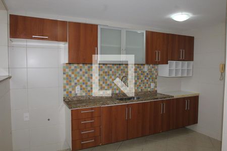 Apartamento à venda com 76m², 2 quartos e 1 vagaCozinha