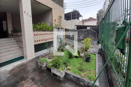 Apartamento à venda com 76m², 2 quartos e 1 vaga Apartamento à venda com 76m², 2 quartos e 1 vagaEntrada