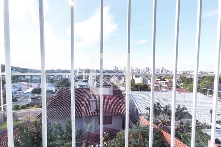 Casa à venda com 740m², 6 quartos e 4 vagas Casa à venda com 740m², 6 quartos e 4 vagasCozinha