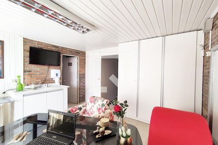 Casa à venda com 740m², 6 quartos e 4 vagas Casa à venda com 740m², 6 quartos e 4 vagasSala 4